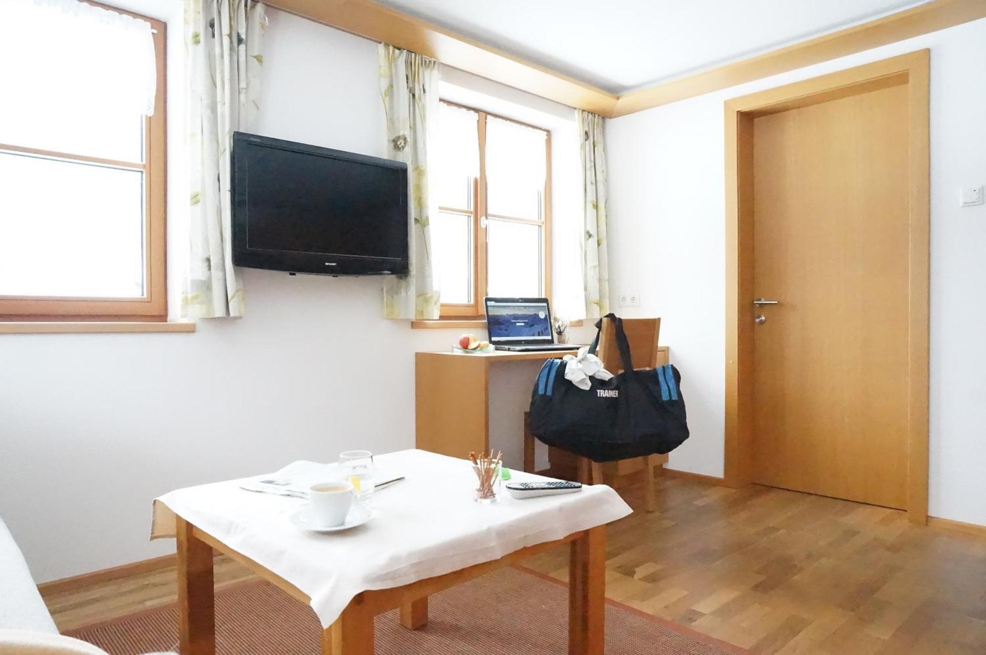 Haus Schwendinger Hotell Mellau Eksteriør bilde