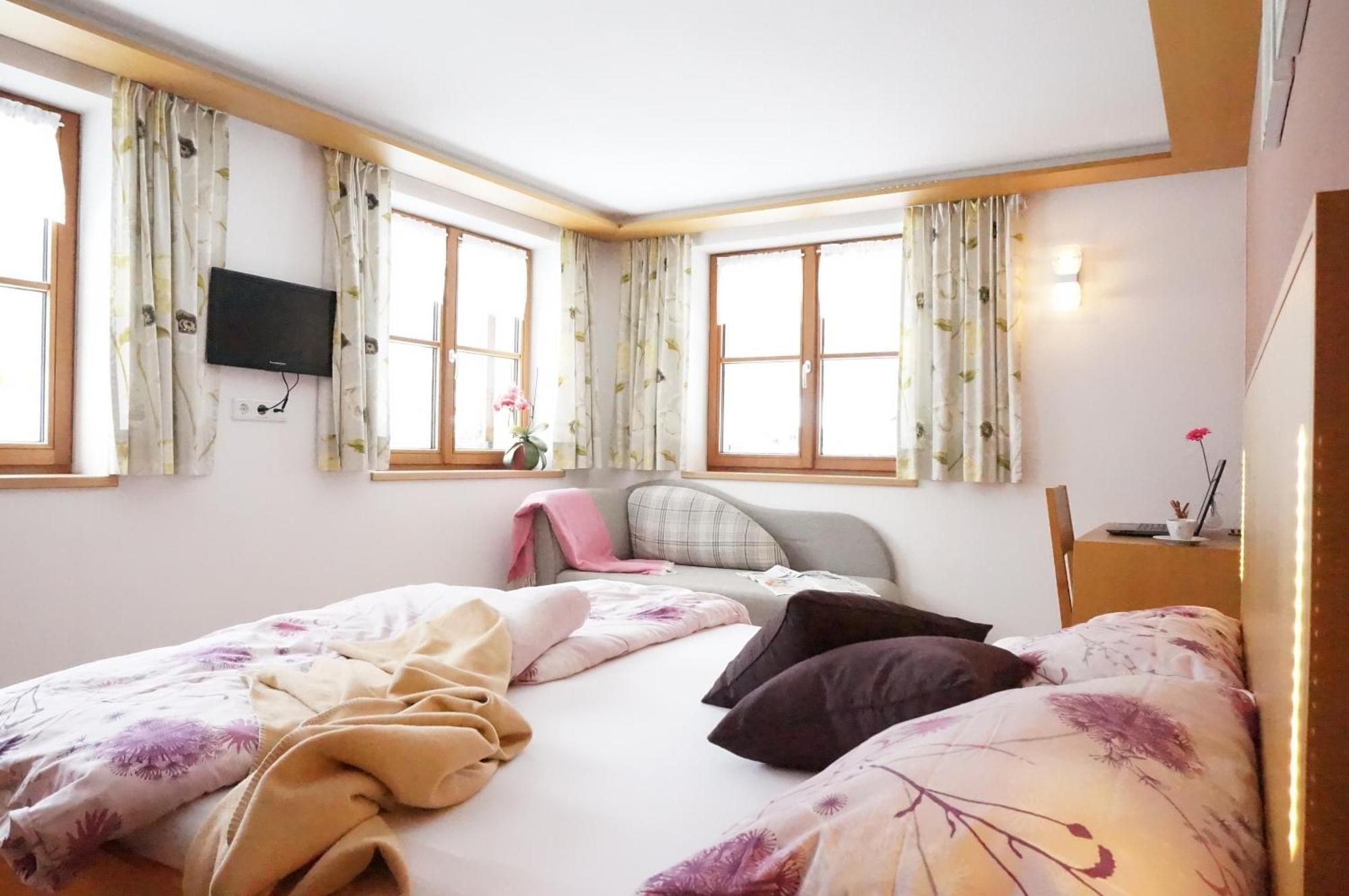 Haus Schwendinger Hotell Mellau Eksteriør bilde